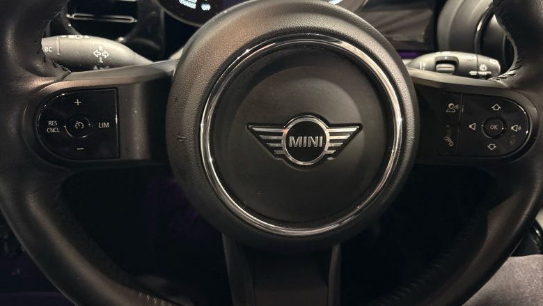 MINI Hatchback 135kW Cooper S Level 2 33kWh 3dr Auto Electric Hatchback